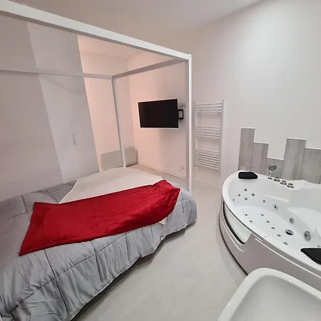 Neufs, Certains Avec Balneo, En Hypercentre De * ブローニュ・シュル・メール