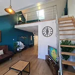 Neufs, Certains Avec Balneo, En Hypercentre De Appartement